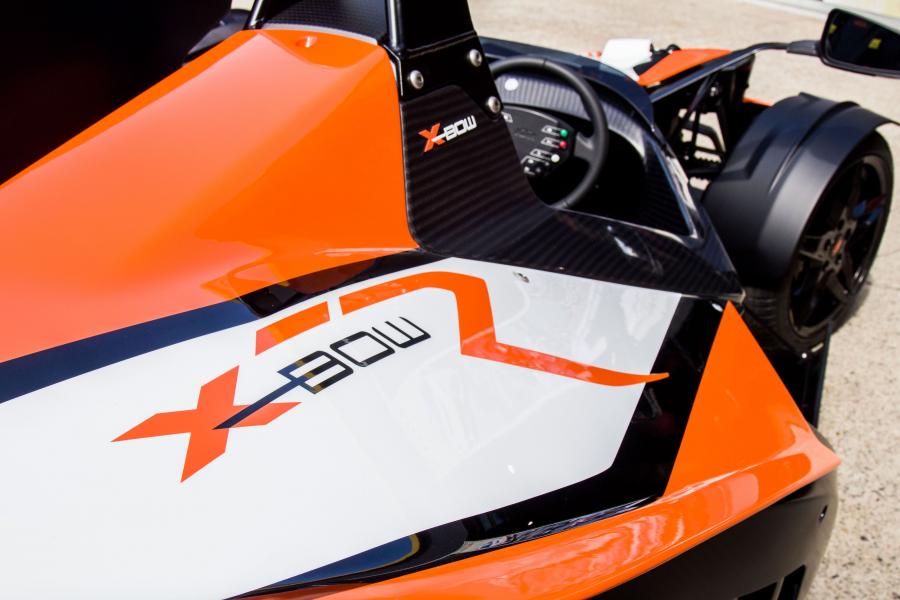 Детали экстерьера KTM X-Bow R 2011 года  (фото 24 из 30)